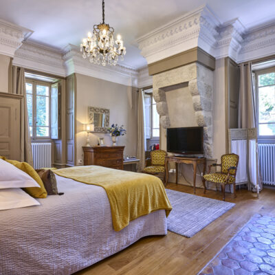 The Clovis room - luxury château hotel Ardèche