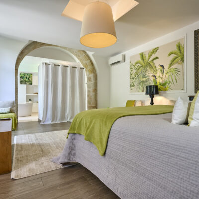 The Pauline Suite - luxury château hotel Ardèche