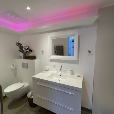 The Castle Apartment - luxury château hotel Ardèche